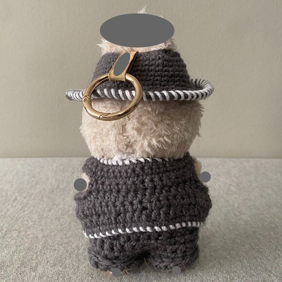 Handmade Crochet Cute Grey White Western Cowboy Outfit for 17cm Doll 5-Piece Set - Picture 3 of 6